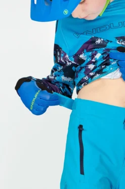 Endura MT500 JR Burner Kids Pants In Black -De Ver Cycles Shop E7147 detail bp04