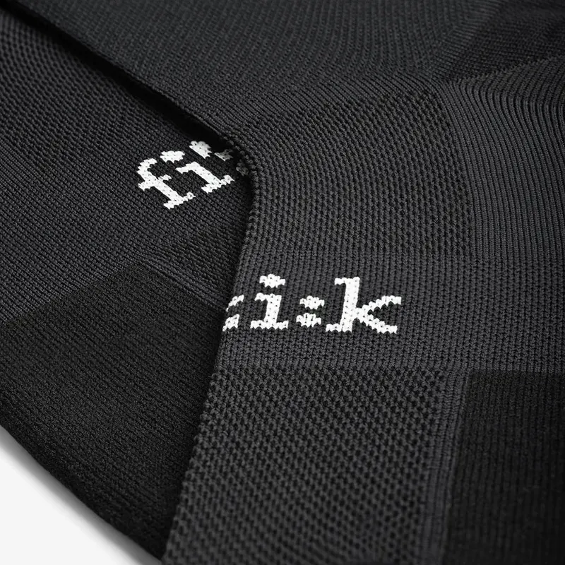 Fizik Performance Cycling Socks In Black 2 Fizik Performance Cycling Socks In Black - Image 2