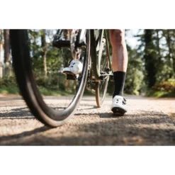 Madison Isoler Merino Deep Winter Socks In Green